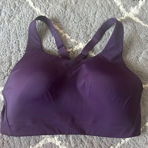 Athleta Advance Sports Bra 34D